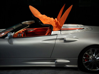 Illustration for article titled Spyker C8 Aileron Spyder: Extravagant Fighter Plane Goes Topless